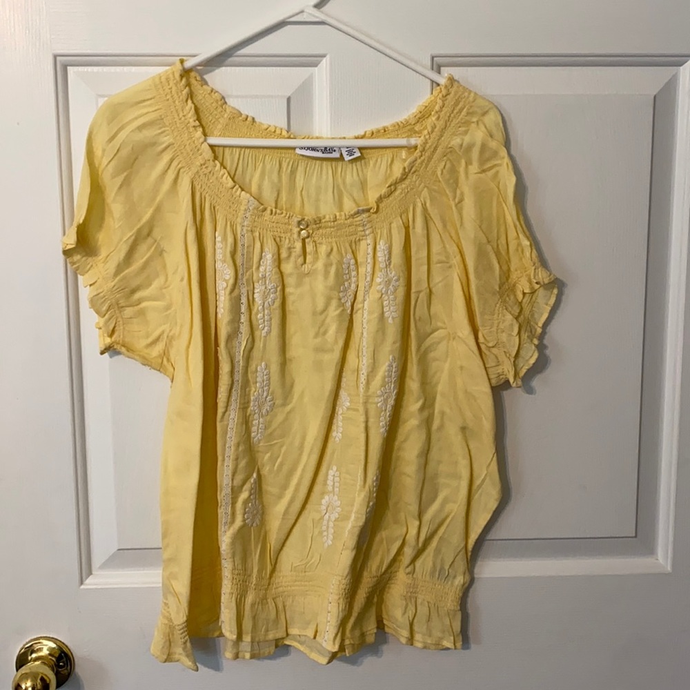 St John’s Bay Yellow Blouse 1X